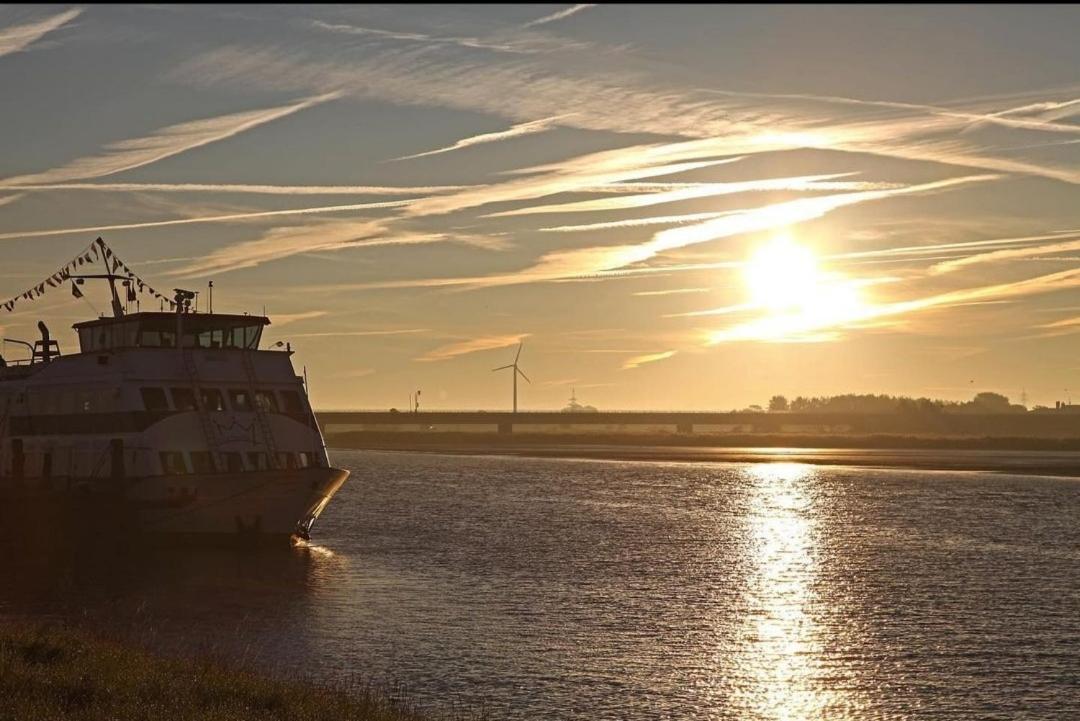 Landschaftliches Haus Aparthotel Tönning Eksteriør bilde